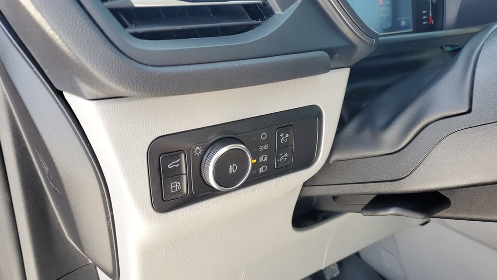 Used 2023 Ford Escape SE image 10