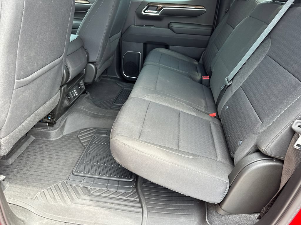 Used 2022 Chevrolet Silverado 1500 LT AWD/4WD image 20