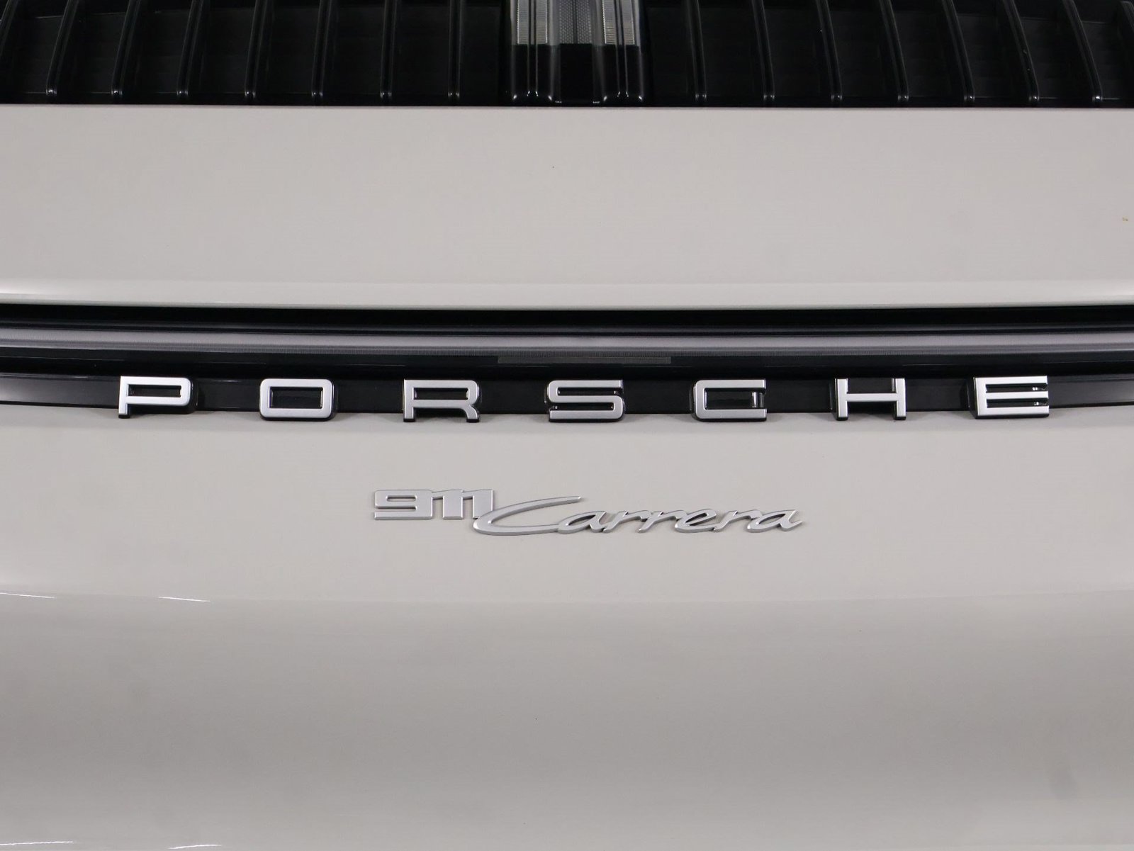 Certified 2024 Porsche 911 Carrera RWD image 22