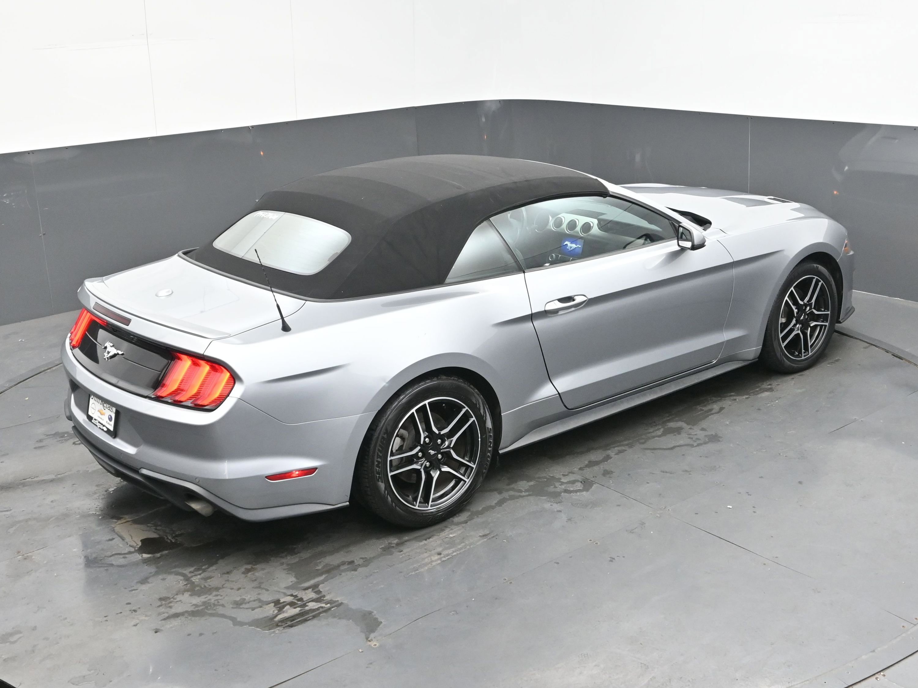 Used 2023 Ford Mustang Premium image 32