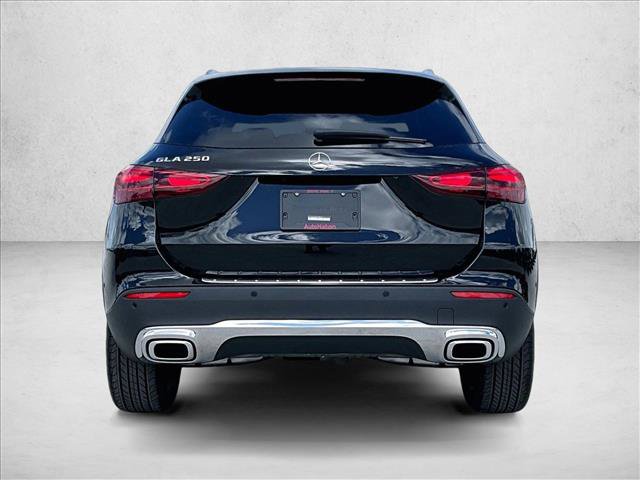 Used 2026 Mercedes-Benz GLA 250 image 4