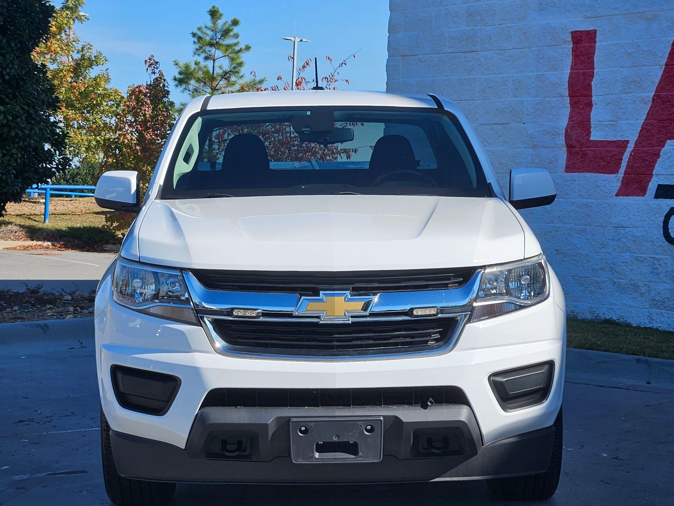 Used 2020 Chevrolet Colorado LT w/ Safety Package image 2