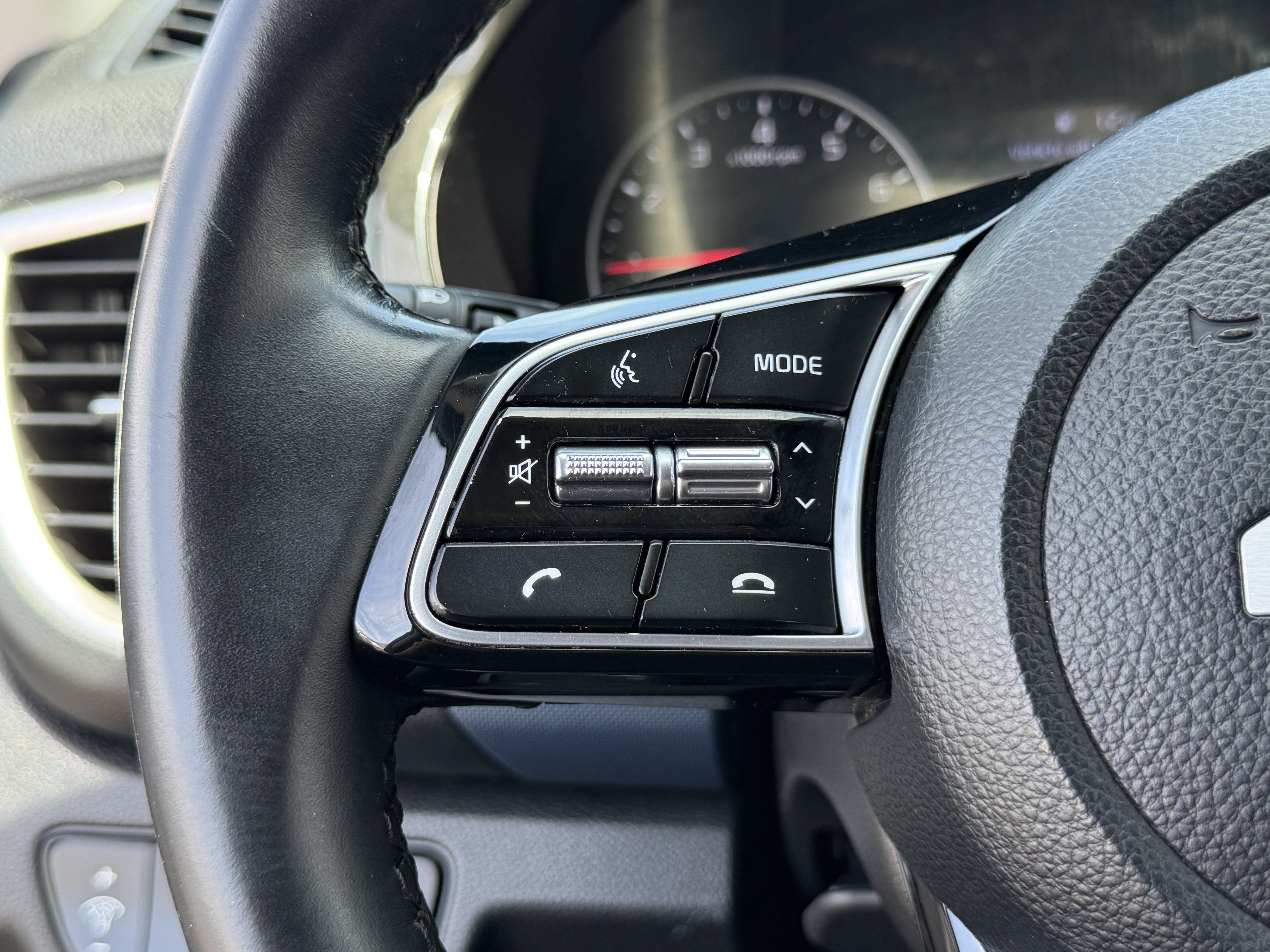 Used 2023 Kia Seltos S FWD image 18