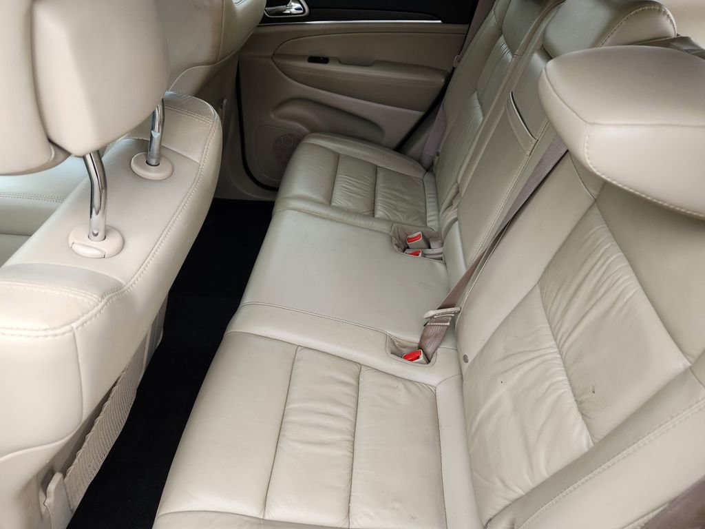 Used 2015 Jeep Grand Cherokee Limited image 11