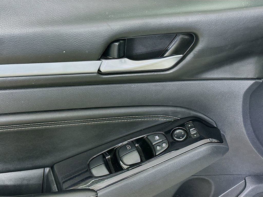 Used 2021 Nissan Altima 2.5 SV image 21