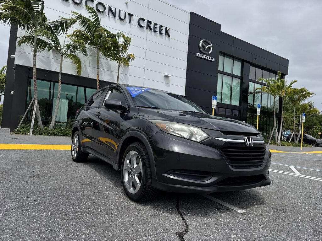 Used 2017 Honda HR-V LX image 30