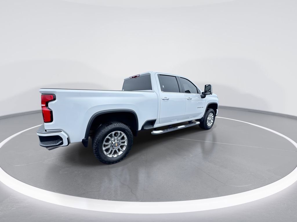 Used 2025 Chevrolet Silverado 2500 LT w/ Z71 Chrome Sport Edition image 8