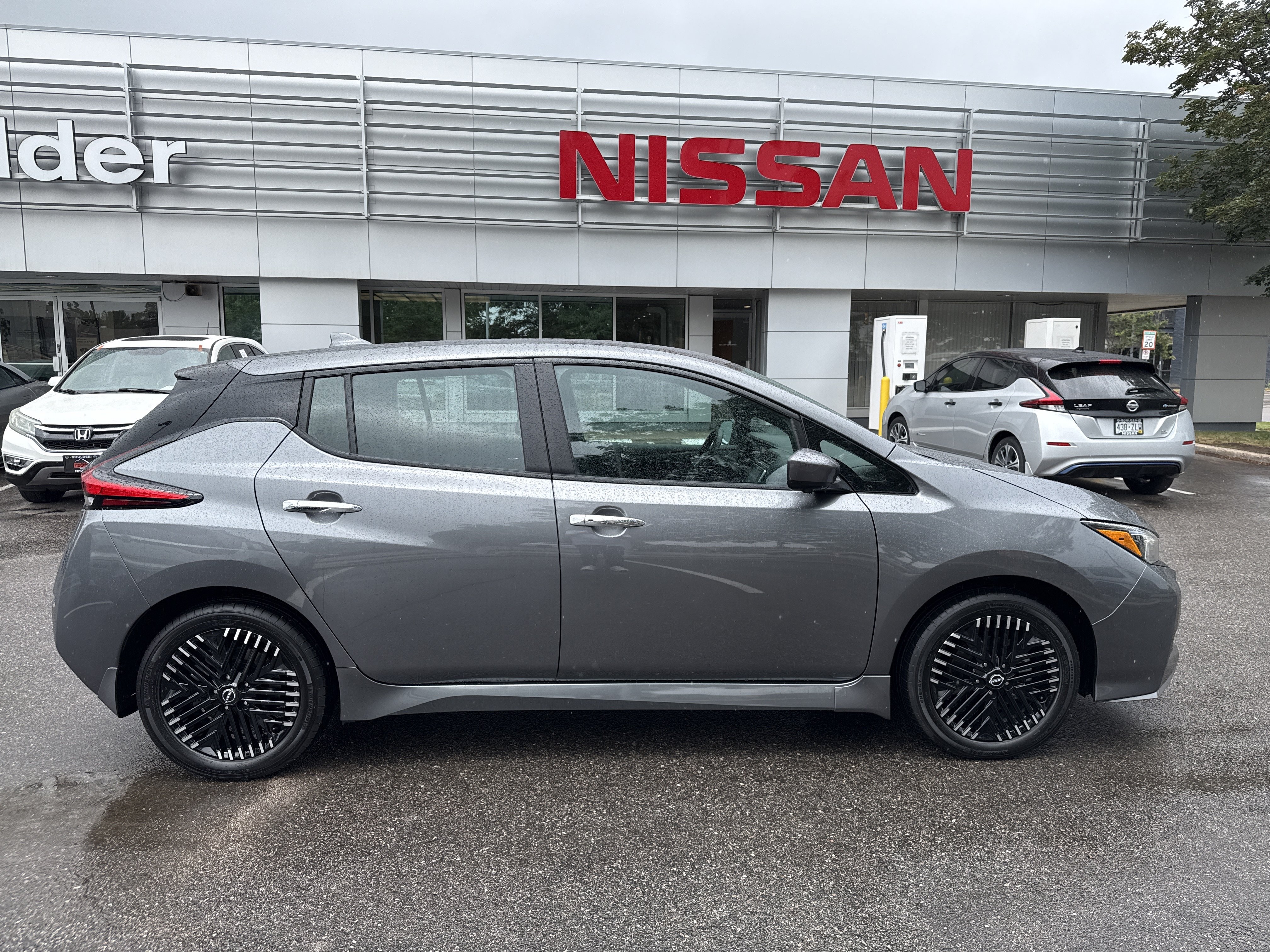 Certified 2024 Nissan Leaf SV Plus FWD image 10