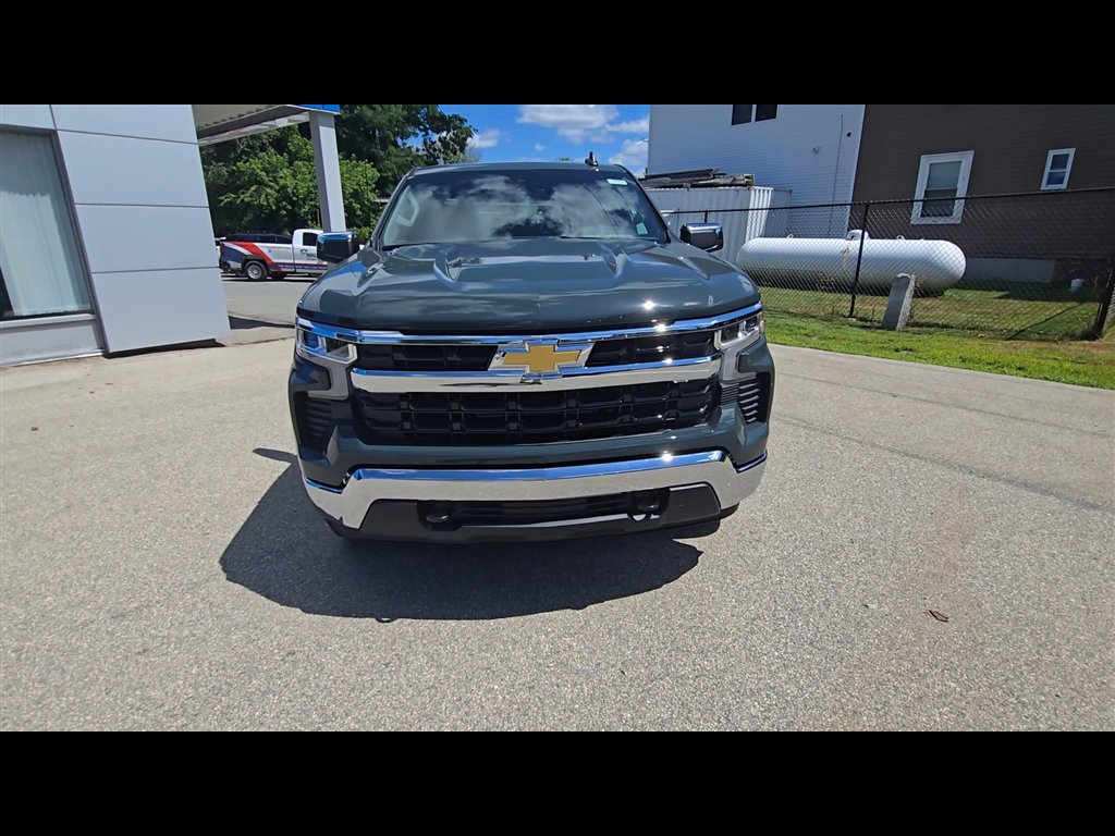 New 2025 Chevrolet Silverado 1500 LT image 3
