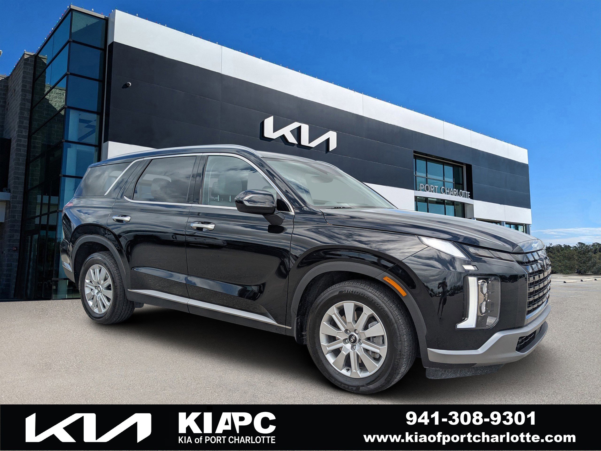 Used 2024 Hyundai Palisade SEL image 1