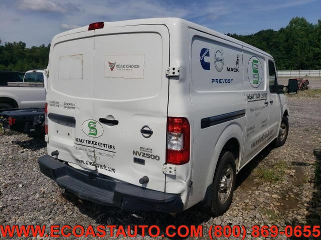 Used 2016 Nissan NV 2500 SV image 2