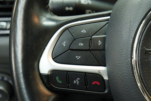Used 2018 Jeep Compass Limited AWD/4WD image 11