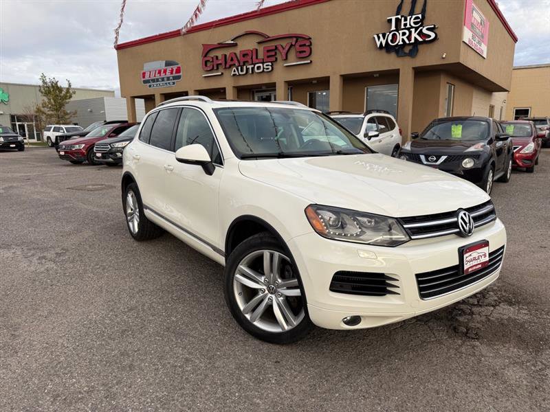 Used 2011 Volkswagen Touareg Executive image 1