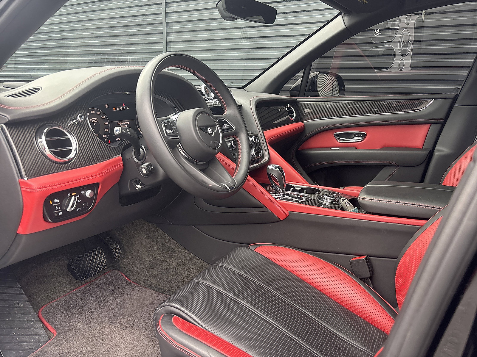 Used 2022 Bentley Bentayga image 10