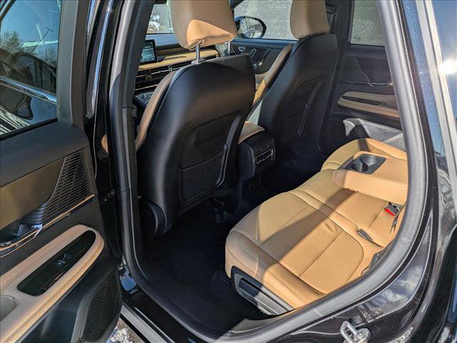 Certified 2022 Lincoln Corsair Reserve w/ Equipment Group 201A image 22