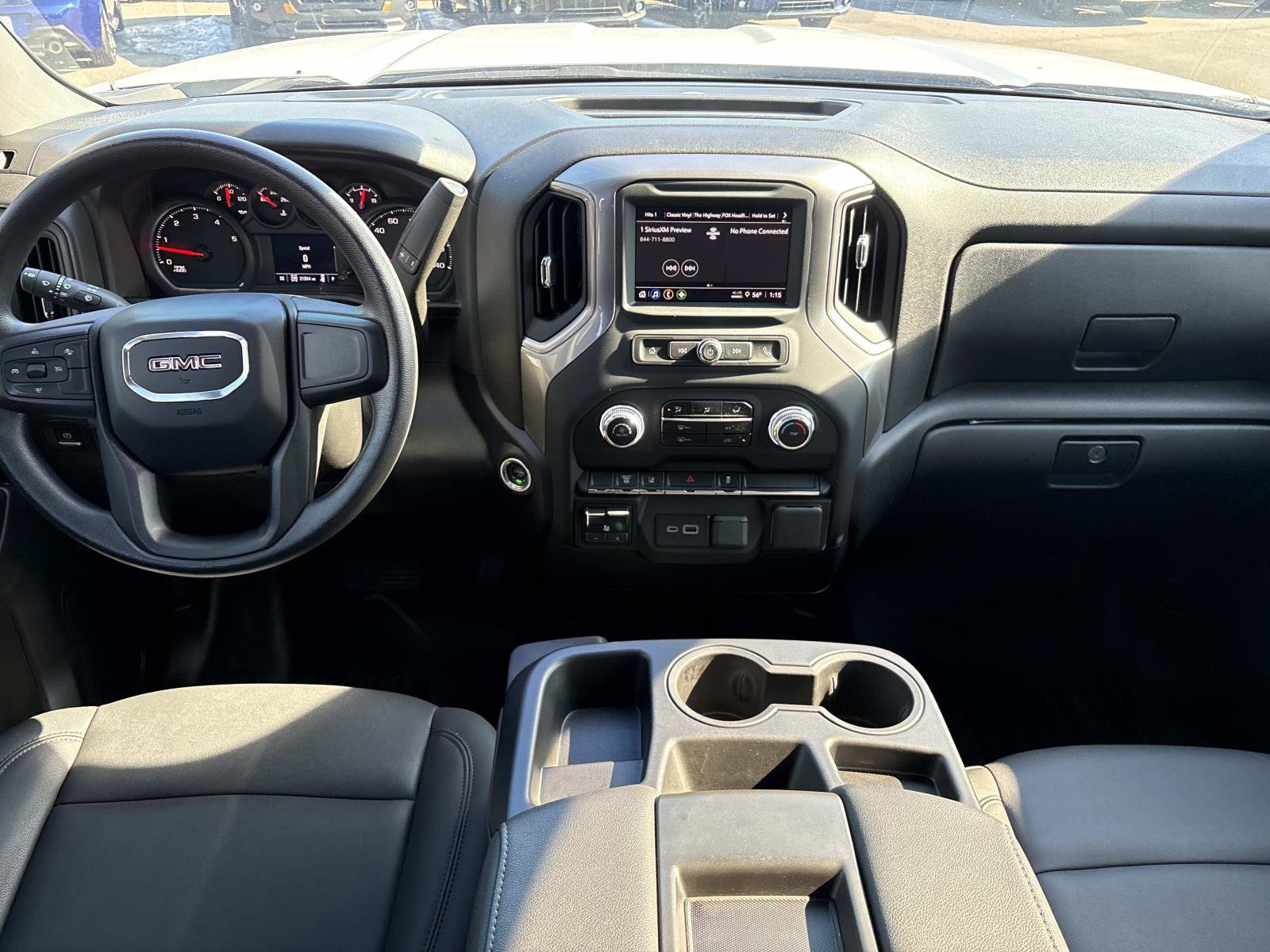 Used 2024 GMC Sierra 3500 Pro w/ Convenience Package image 27