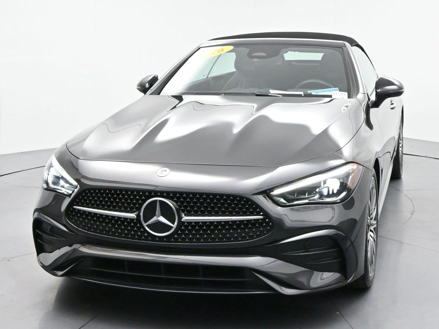 Used 2026 Mercedes-Benz CLE 300 4MATIC Cabriolet image 2