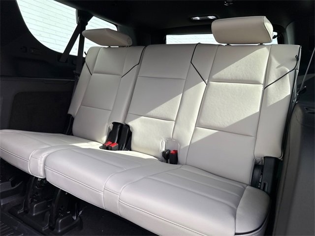 New 2026 Cadillac Escalade ESV Sport w/ LPO, ONYX Package image 8