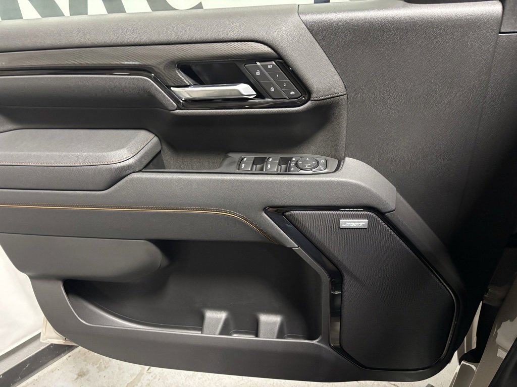 New 2026 GMC Sierra 2500 AT4 w/ AT4 Premium Plus Package image 10