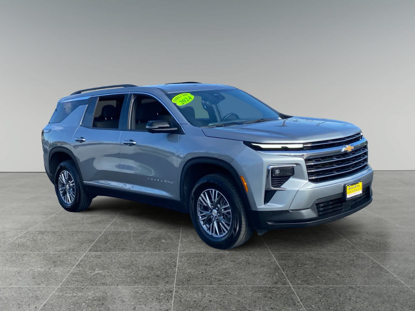Used 2024 Chevrolet Traverse LT AWD/4WD image 7