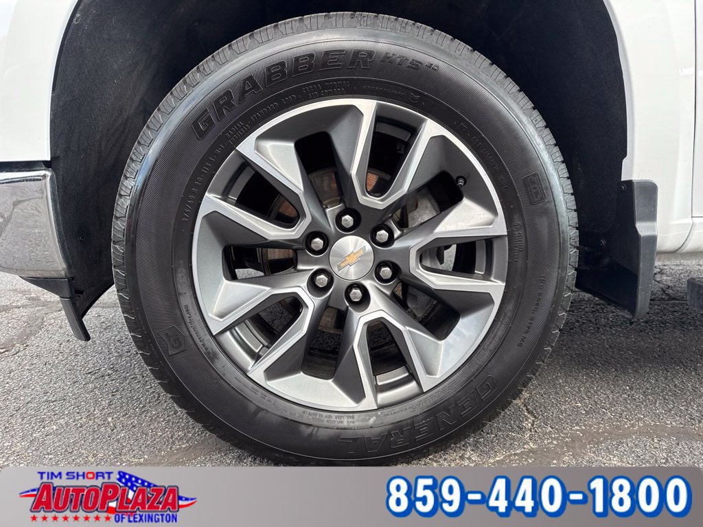 Used 2024 Chevrolet Silverado 1500 LT AWD/4WD image 6