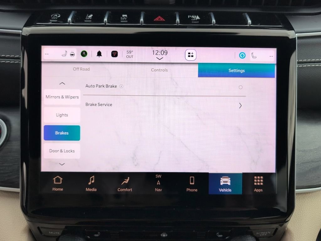 Used 2023 Jeep Grand Cherokee Limited image 54