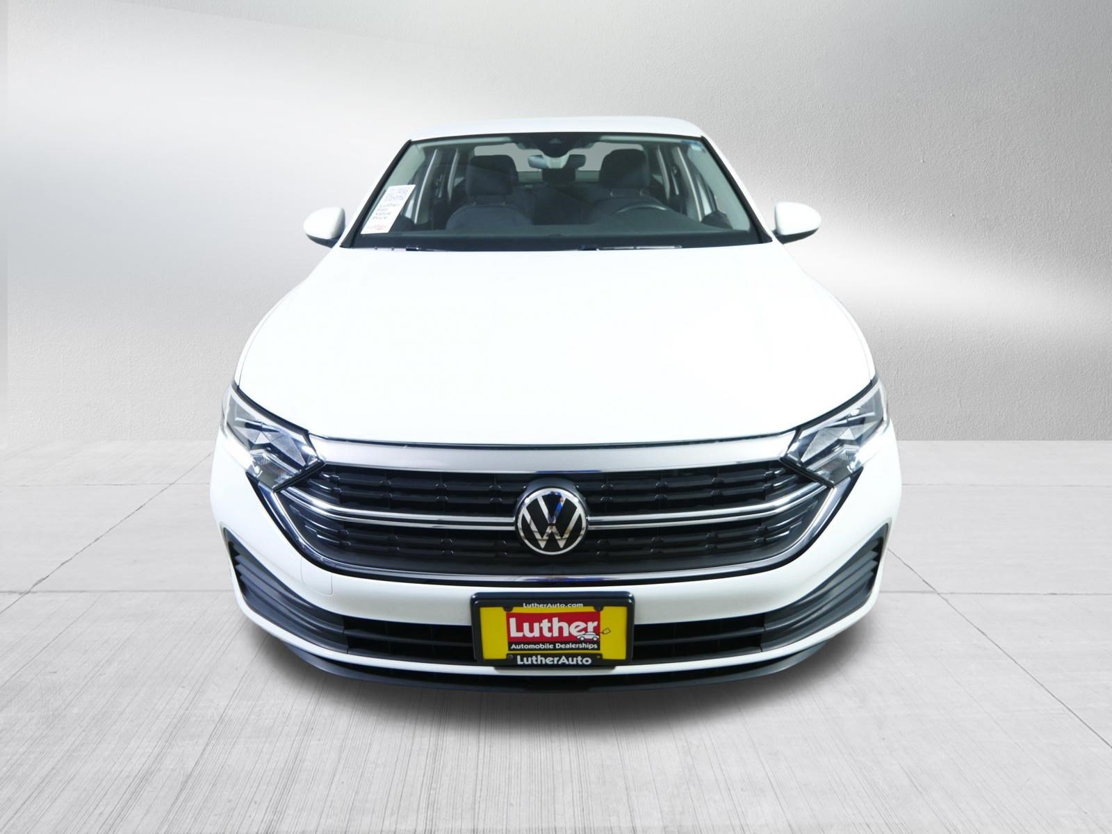 Used 2024 Volkswagen Jetta S FWD image 2