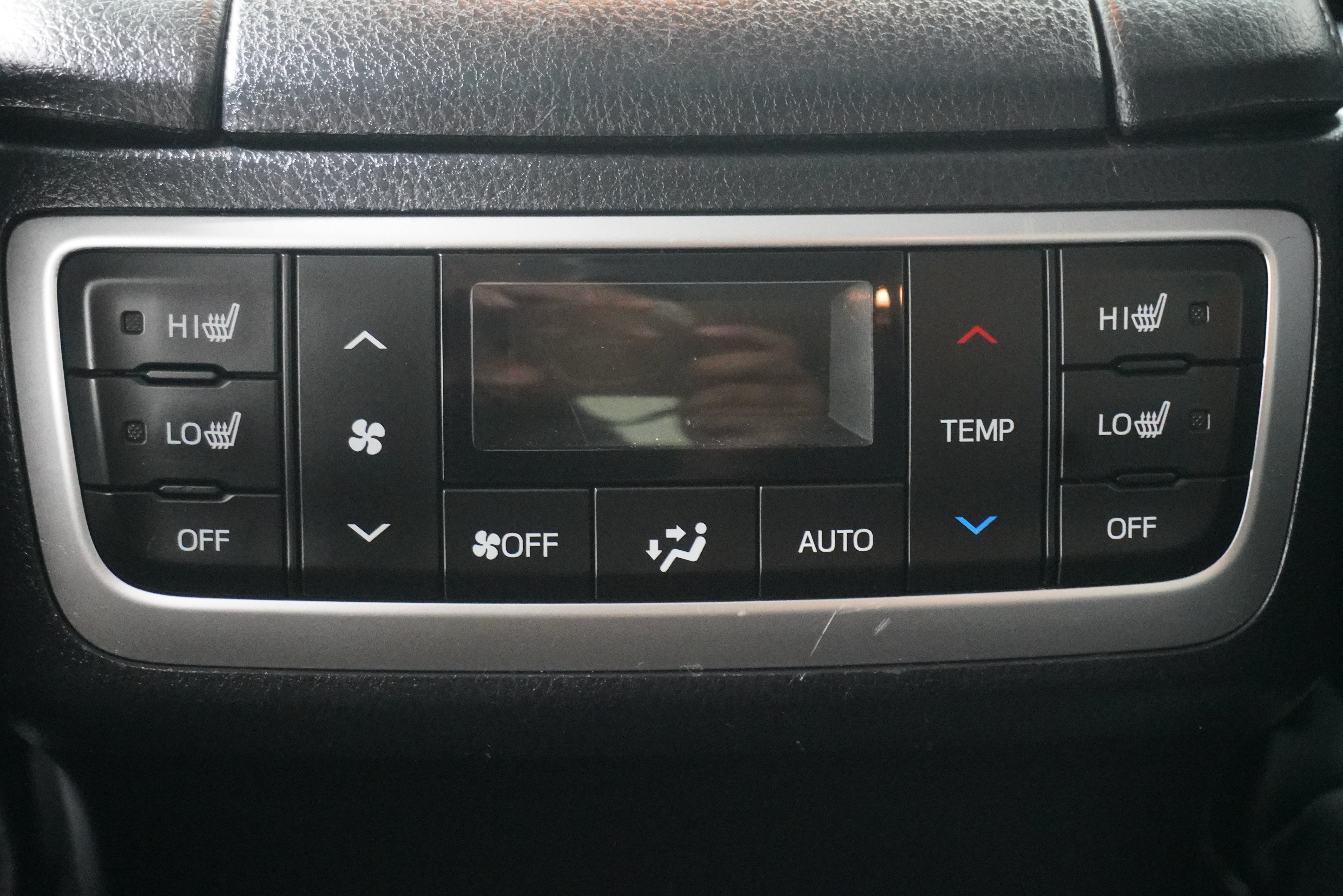 Used 2017 Toyota Highlander Limited Platinum FWD image 15