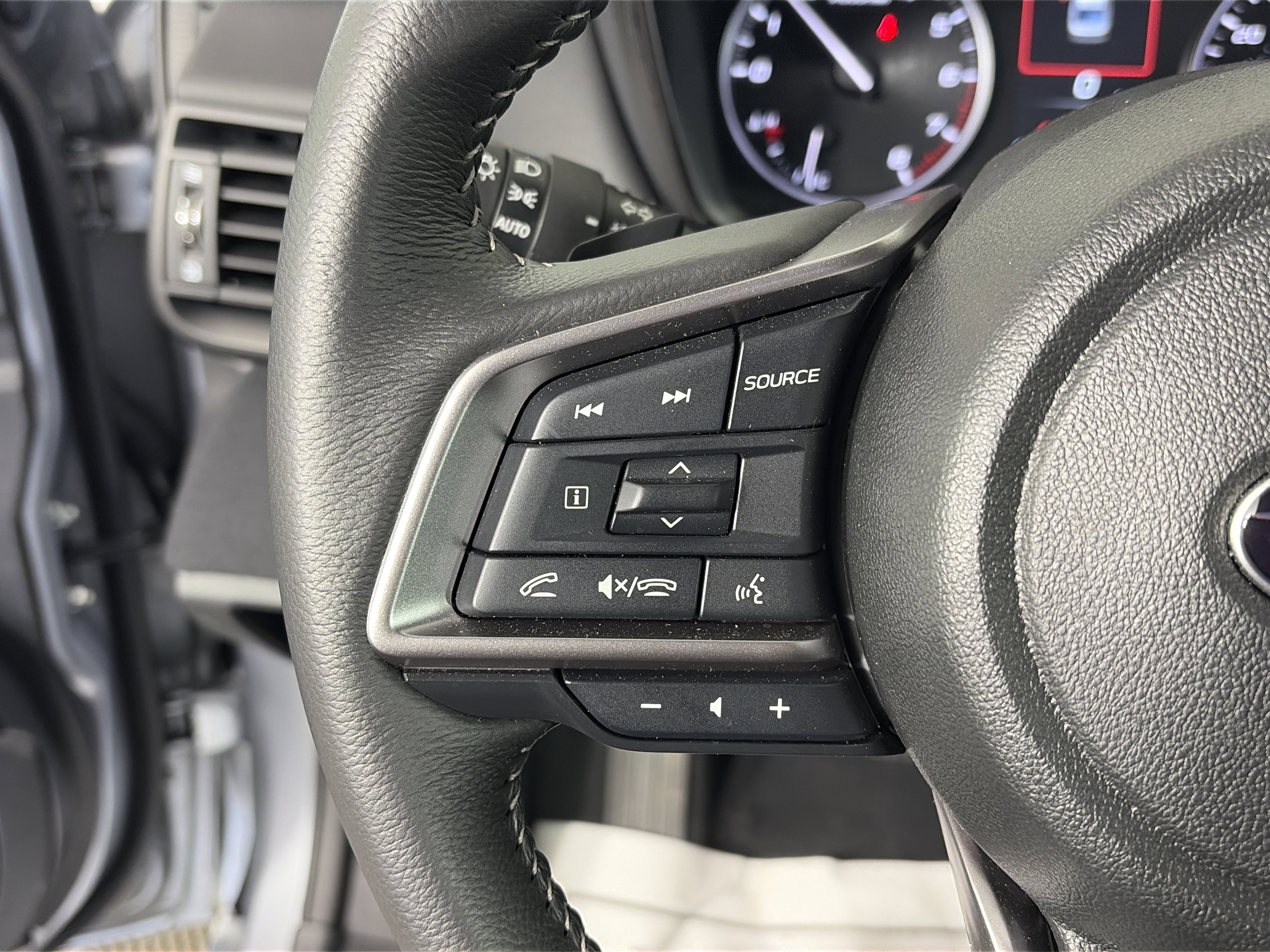 Used 2025 Subaru Legacy Premium image 26