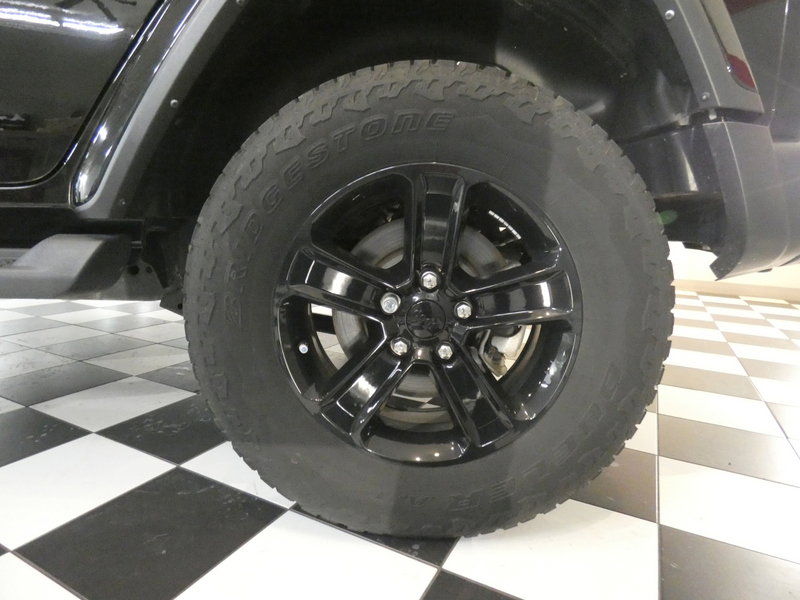 Used 2022 Jeep Wrangler Unlimited Sahara image 7