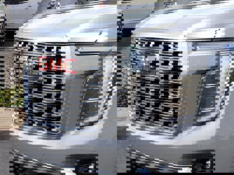 New 2026 GMC Yukon XL Denali w/ Sun & Power Step Package image 13