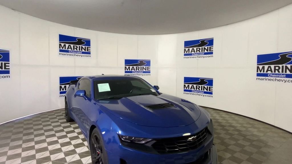 Used 2024 Chevrolet Camaro LT w/ RS Package RWD image 4