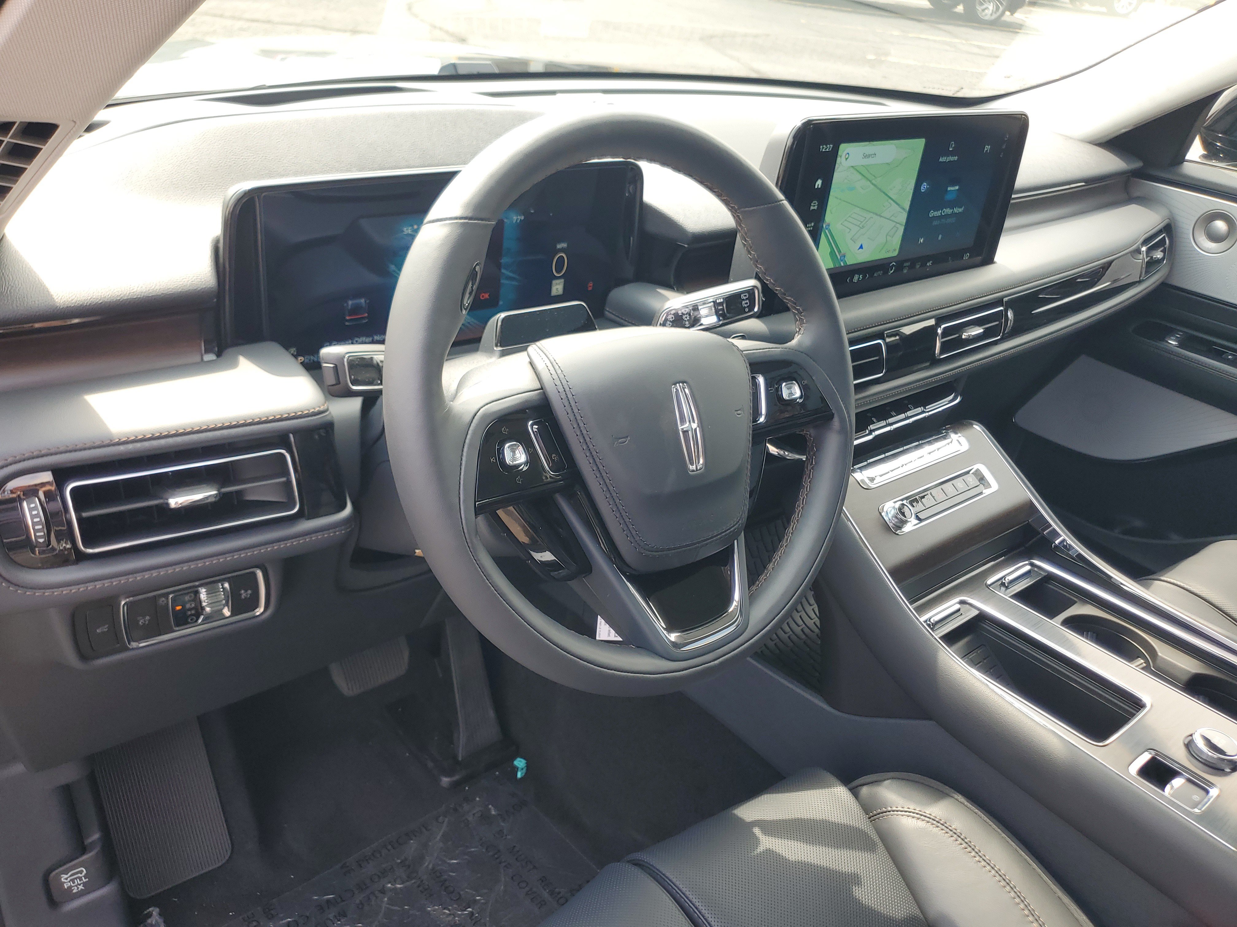New 2026 Lincoln Aviator Reserve AWD/4WD image 13