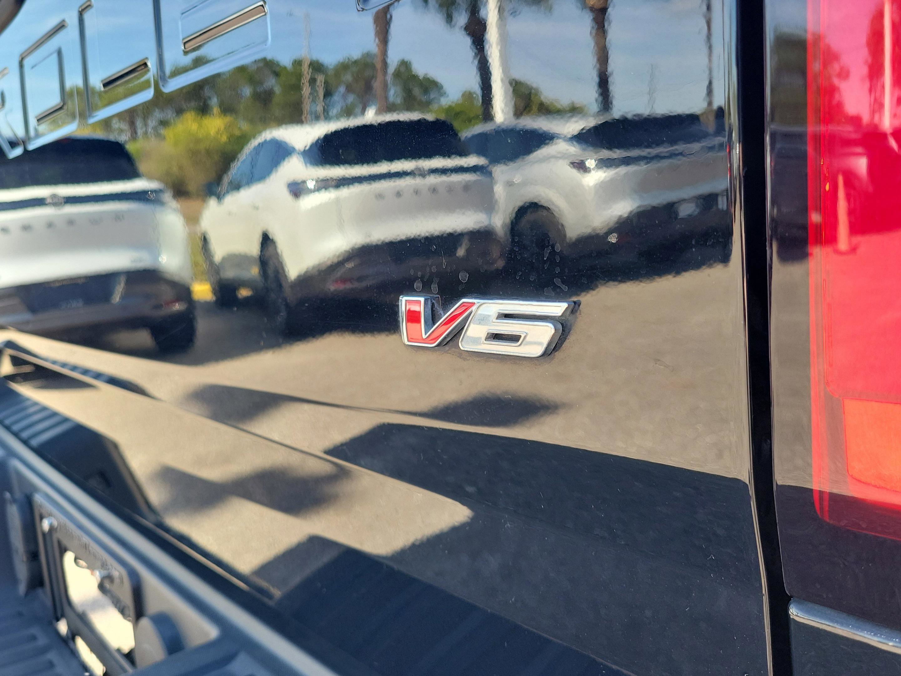 Used 2021 Chevrolet Colorado Z71 w/ Safety Package image 33