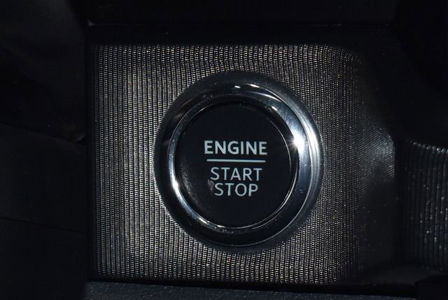 Used 2025 Ford F250 Platinum image 26