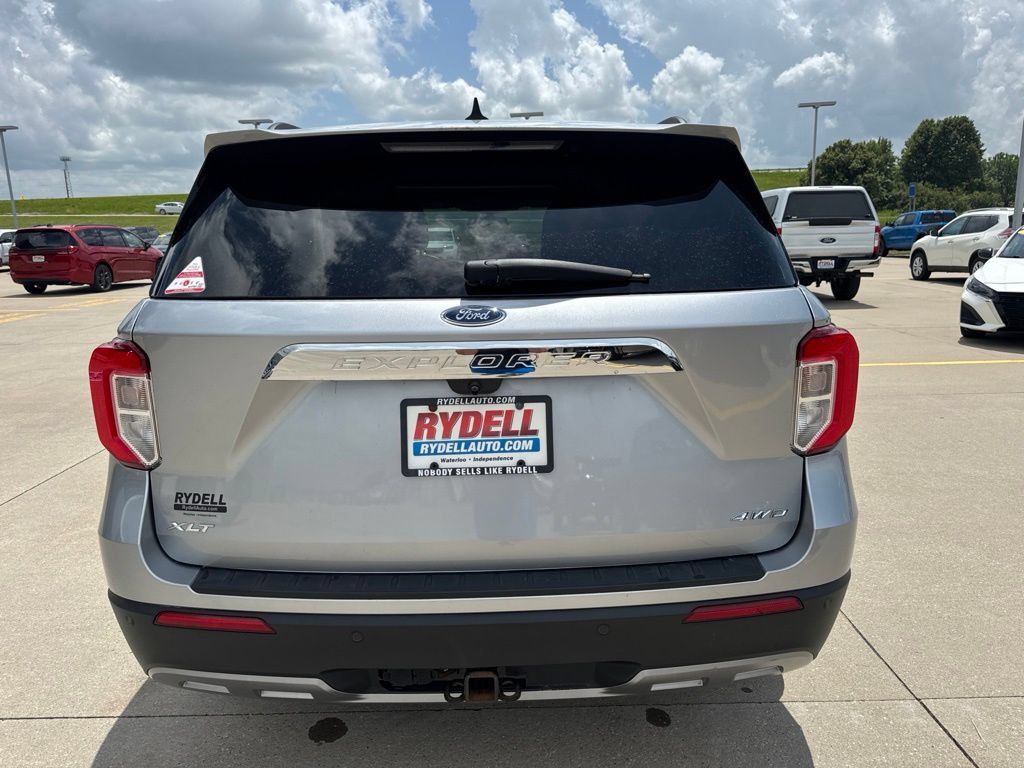 Used 2022 Ford Explorer XLT w/ Equipment Group 202A AWD/4WD image 31