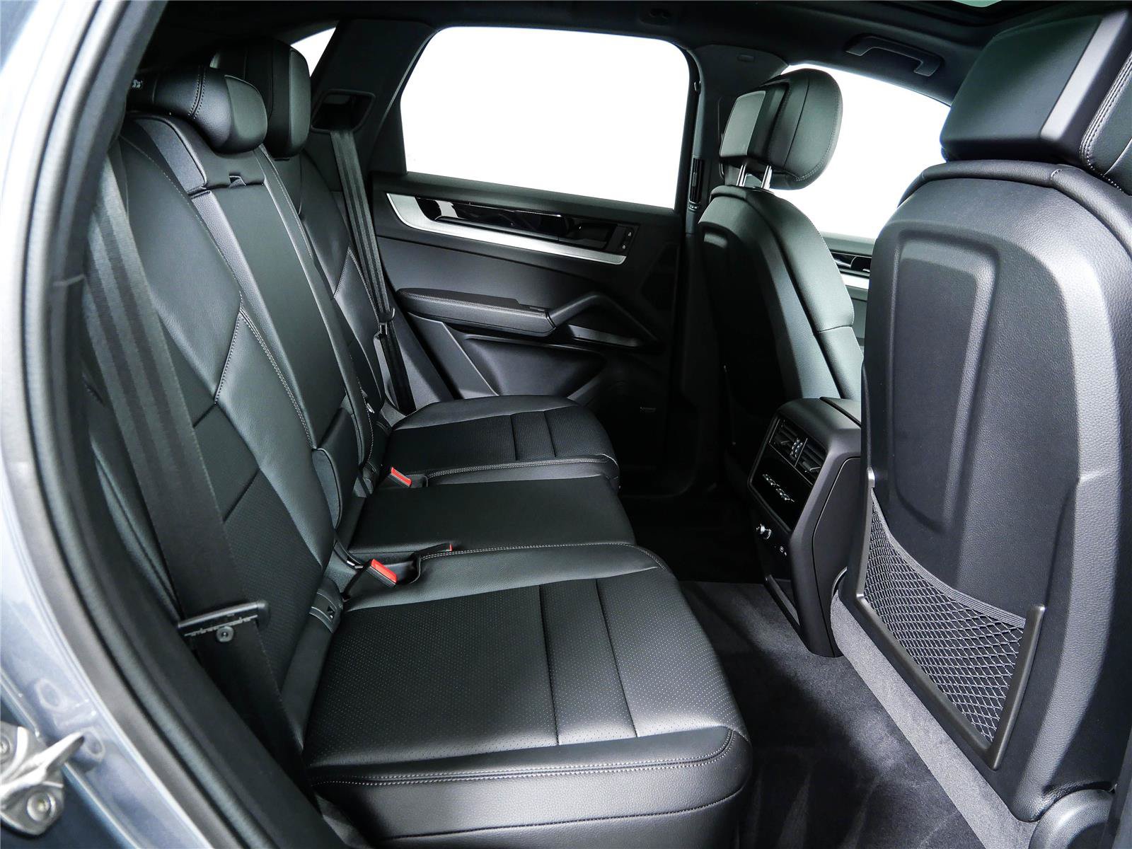 New 2026 Porsche Cayenne AWD/4WD image 23