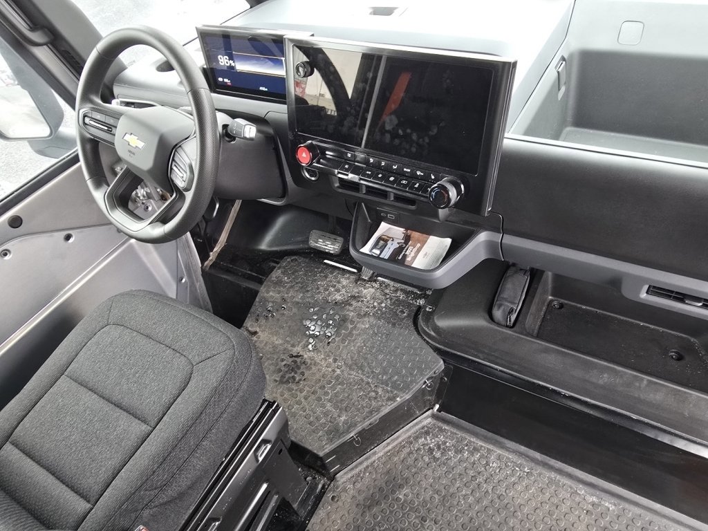 New 2025 Chevrolet Brightdrop 600 w/ Power Door Package image 12