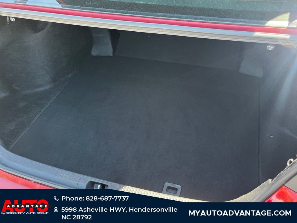 Used 2019 Toyota Camry LE FWD image 28