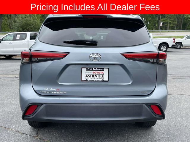 Used 2021 Toyota Highlander XLE FWD image 4