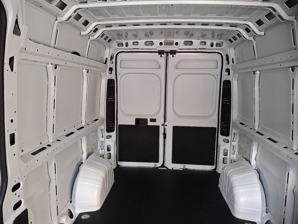 New 2025 RAM ProMaster 2500 w/ Power Group image 14