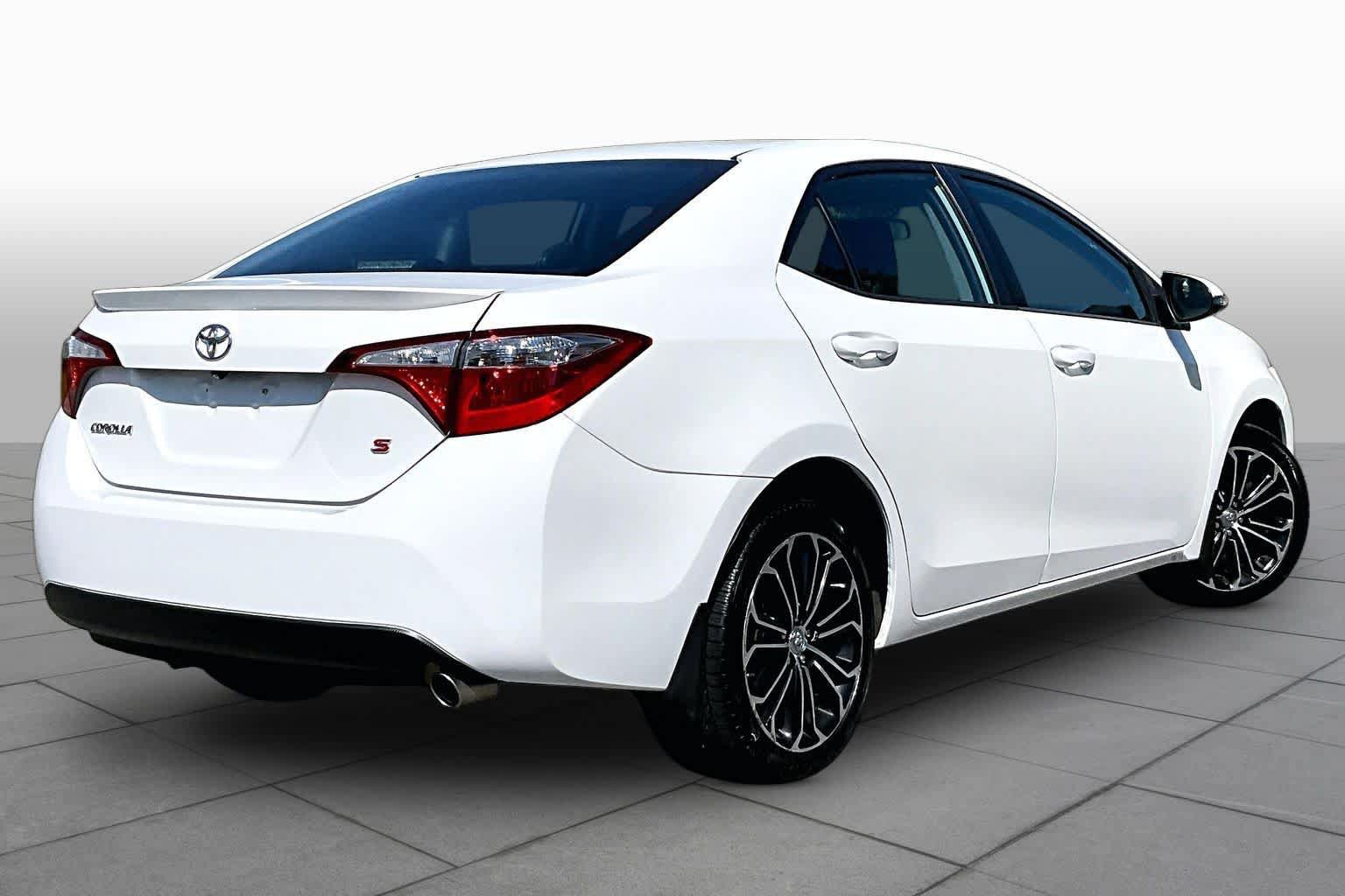 Used 2015 Toyota Corolla S FWD image 13