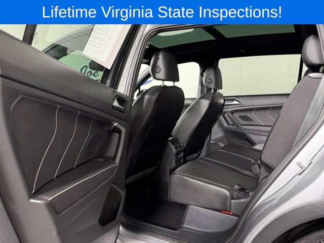 Used 2023 Volkswagen Tiguan SE R-Line FWD image 12