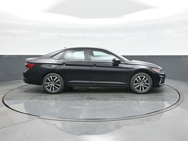 New 2026 Volkswagen Jetta SE image 8