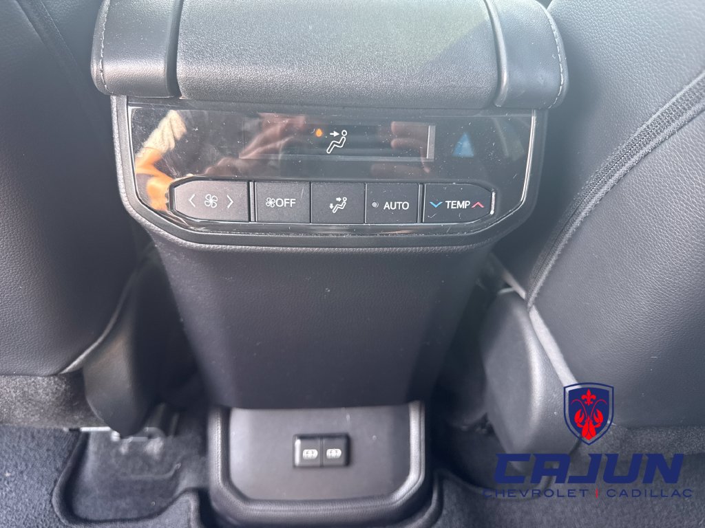 Used 2022 Toyota Highlander XSE FWD image 18
