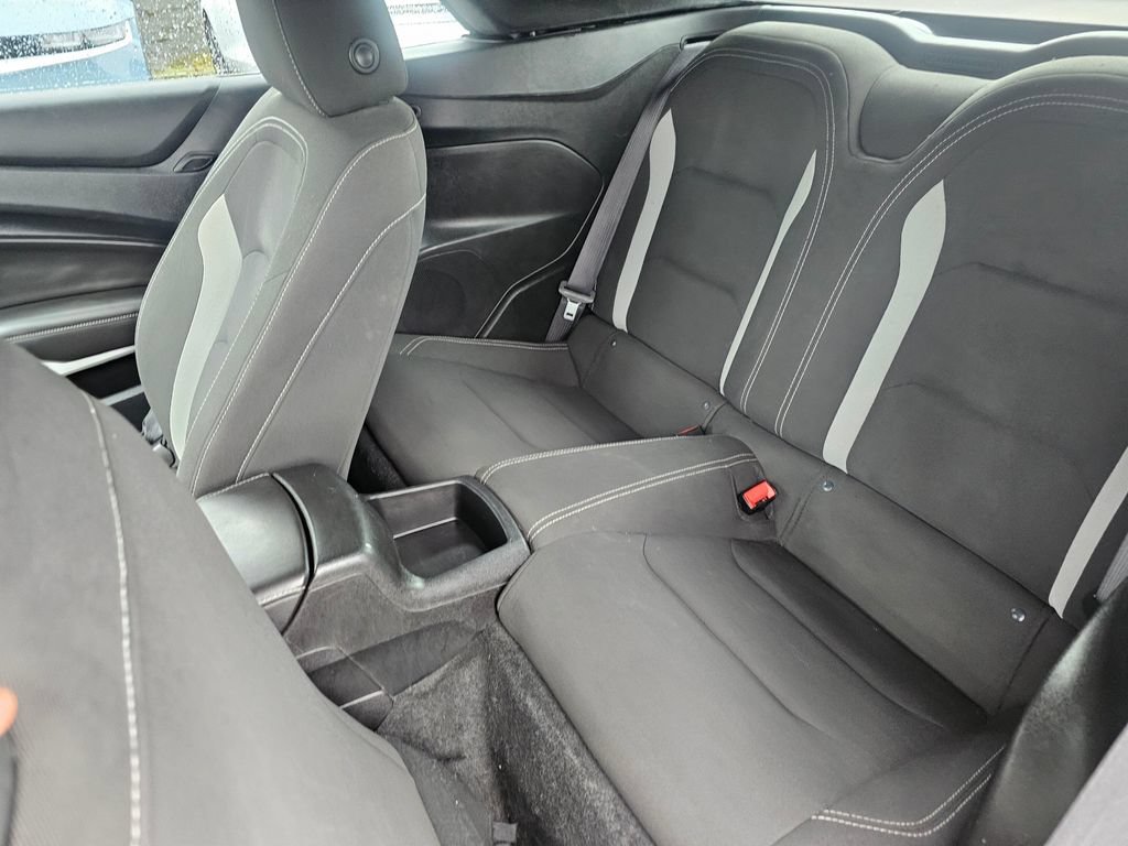 Used 2019 Chevrolet Camaro LT RWD image 17