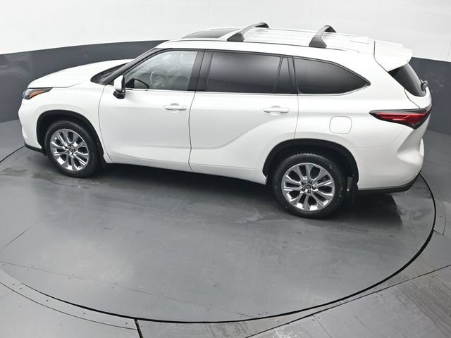 Used 2022 Toyota Highlander Limited AWD/4WD image 45