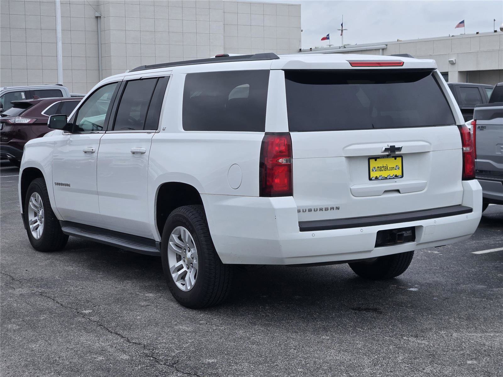 Used 2017 Chevrolet Suburban LT AWD/4WD image 7