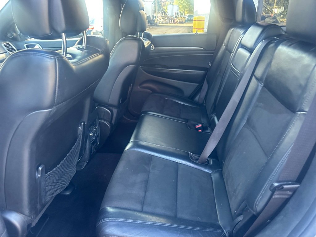 Used 2020 Jeep Grand Cherokee Altitude image 13