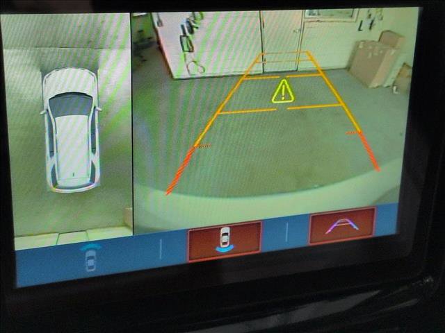 Used 2018 Chevrolet Traverse High Country image 14